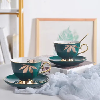 Pora kavos puodelį dovanų Šiaurės auksas rankena puodelis high-end žalias keramikinis puodelis pusryčių puodelis ir lėkštelė nustatyti japonijos taurė