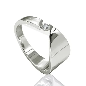Naujas dizainas yra unikalus, su sklandžiai cirkonis žiedai ir elegantiškas žiedas, taip pat moterų gimtadienio dovana, juvelyriniai dirbiniai šalis.